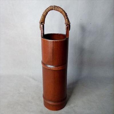 竹筒花瓶