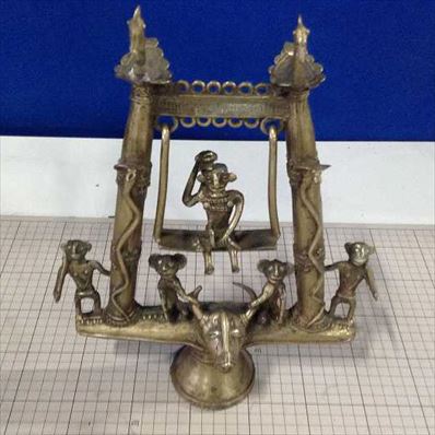 撮影小道具のレンタルショップ「ザイ－リヨン」 / 置物 真鋳 インド